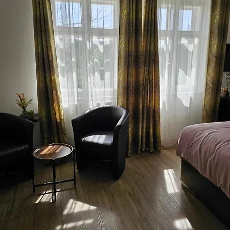 Hotel Olivin *